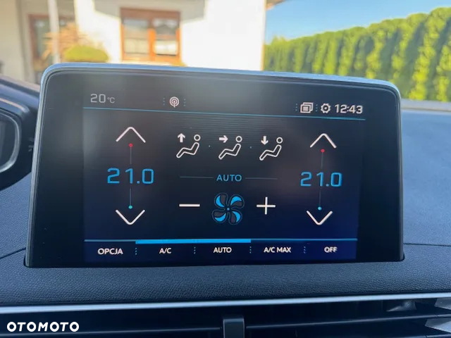 Peugeot 3008 - 23