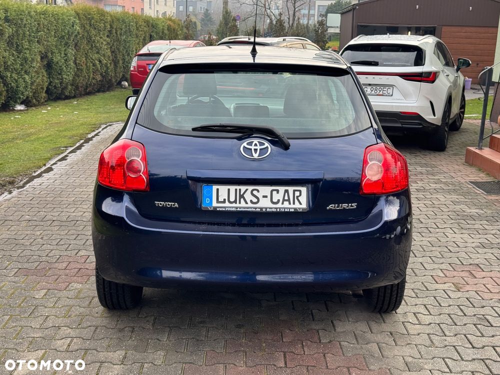 Toyota Auris 1.33 VVT-i - 6