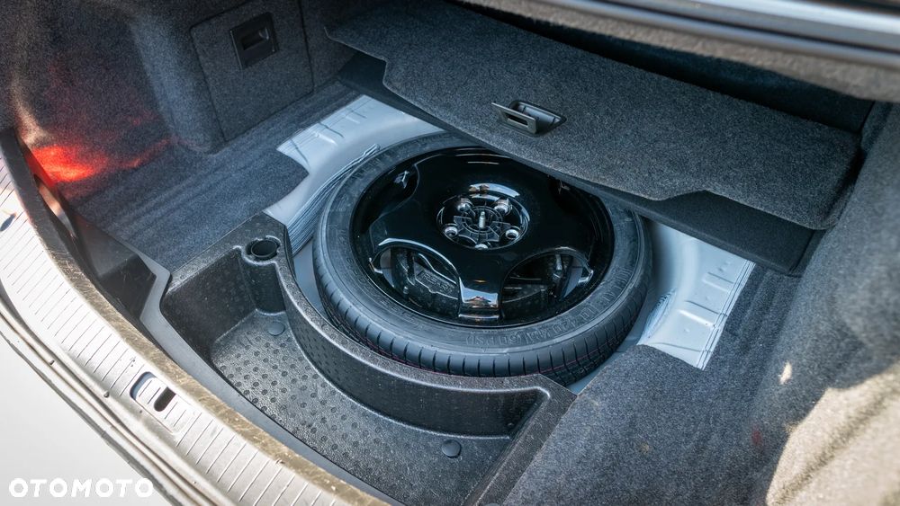 Cadillac XTS - 38