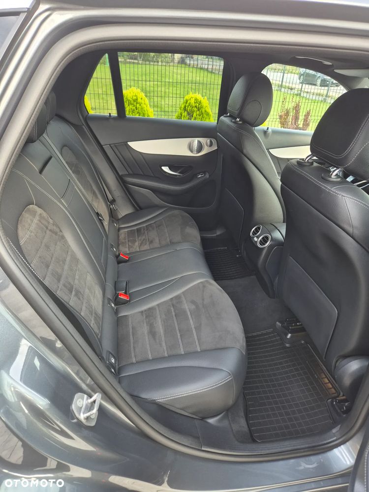 Mercedes-Benz GLC 200 - 8