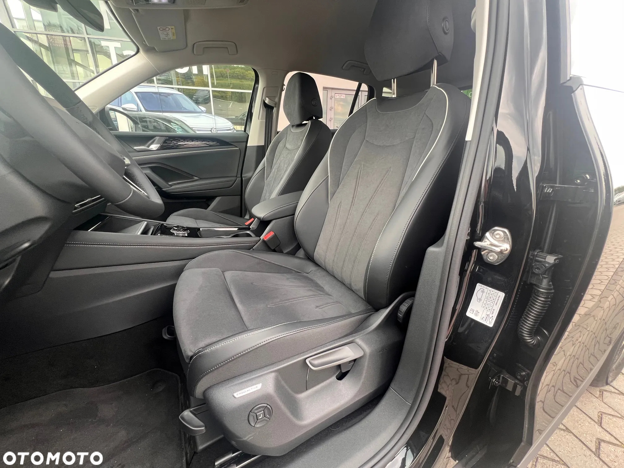 Volkswagen Tiguan 1.5 TSI EVO Elegance DSG - 10
