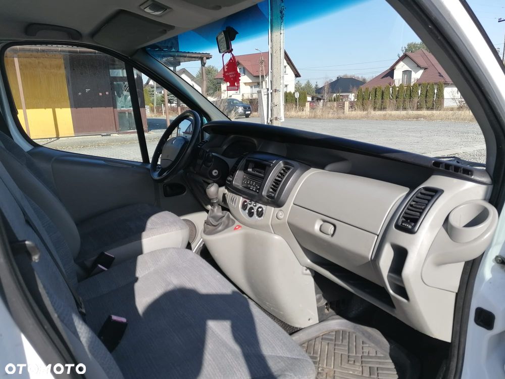 Renault trafic - 11