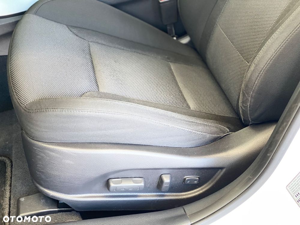 Hyundai i40 1.6 GDI Business - 22