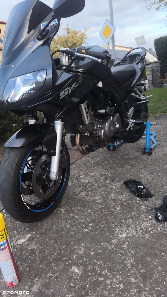 Suzuki SV - 6