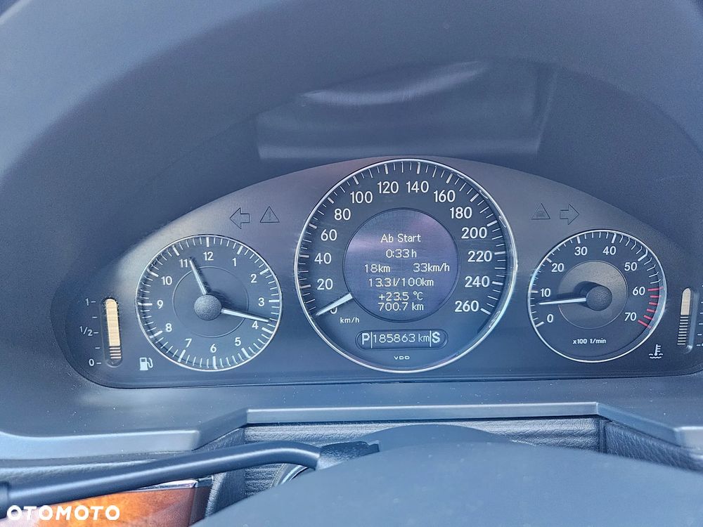 Mercedes-Benz Klasa E 240 4-Matic Elegance - 12