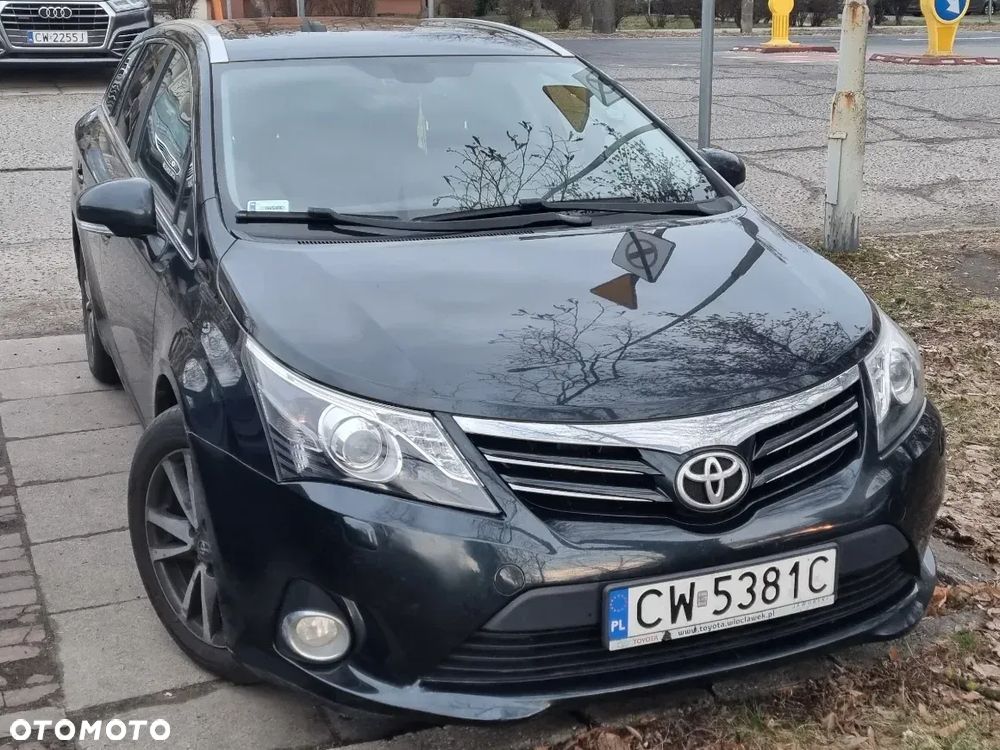 Toyota Avensis 2.0 D-4D Premium - 2