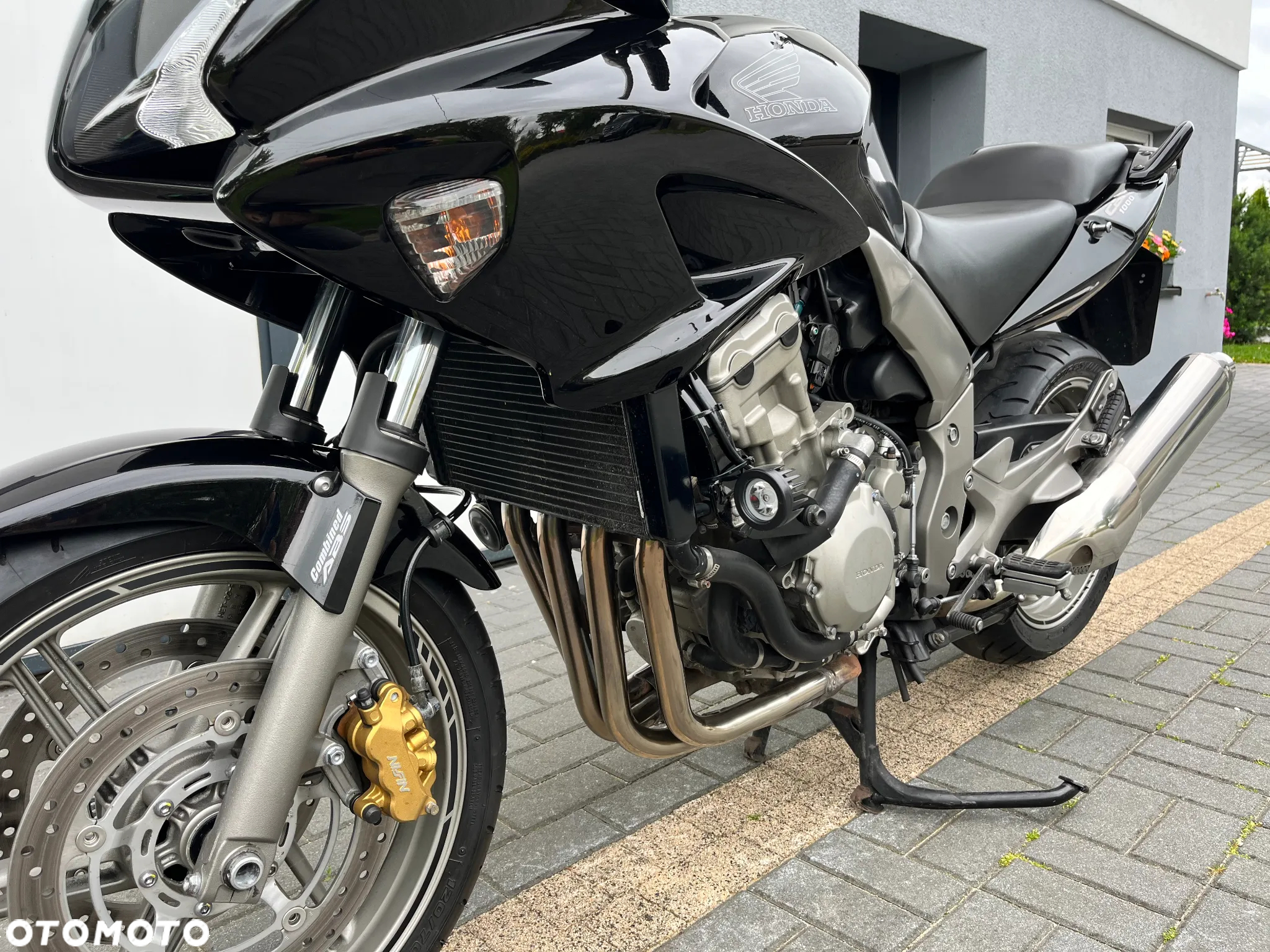 Honda CBF - 12