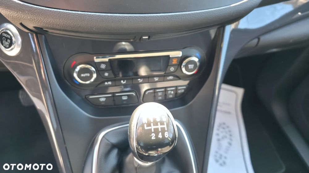 Ford Kuga 2.0 TDCi 4WD Titanium - 12