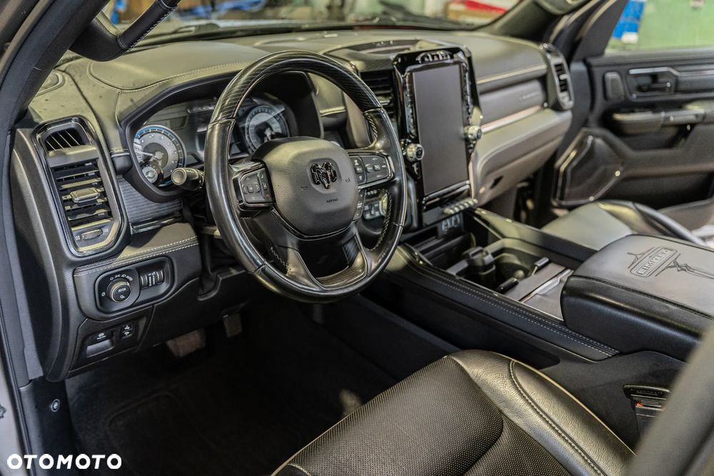 RAM 1500 5.7 Crew Cab Limited - 35
