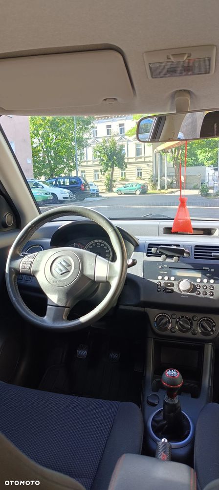 Suzuki Swift 1.3 Comfort - 6