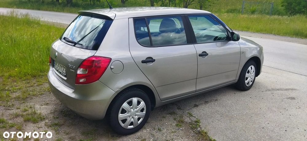Skoda Fabia 1.4 16V Active - 21