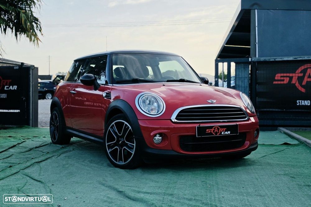 MINI 3 Portas Cooper D - 19