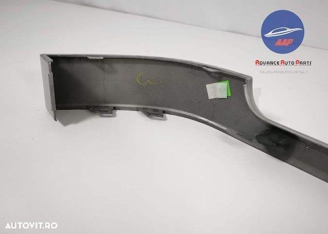 Ornament Bara Spate Stanga original Vogue Land Rover  Range Rover  4 [ - 6