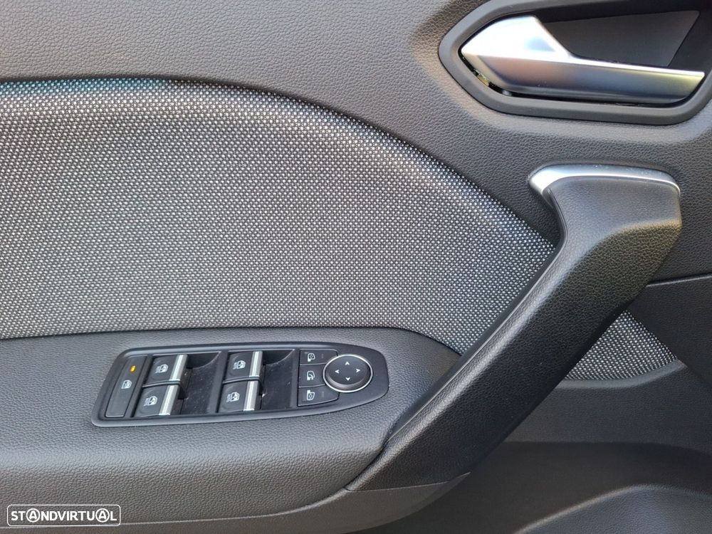 Renault Captur 1.0 TCe Techno Bi-Fuel - 18