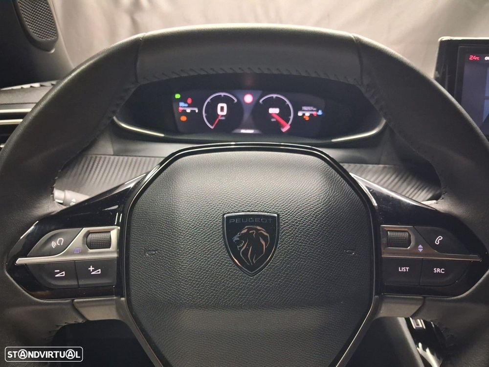 Peugeot 2008 1.2 PureTech Allure Pack — fotografia 12