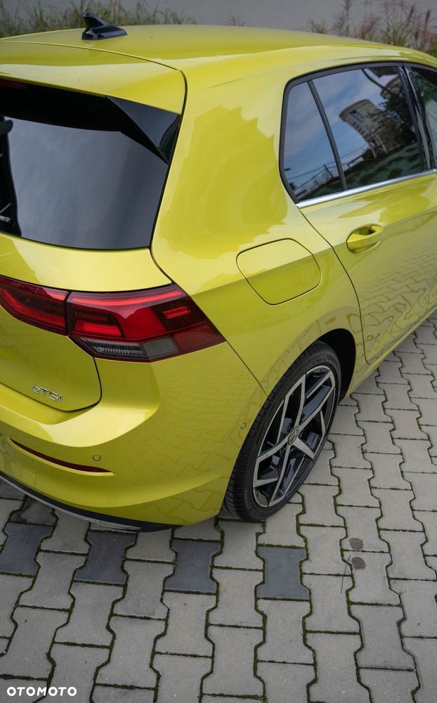 Volkswagen Golf VIII 1.5 eTSI EVO Style DSG - 9