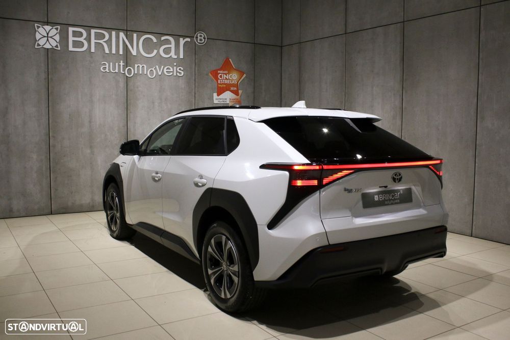 Toyota bZ4X 71,4 kWh Premium - 23