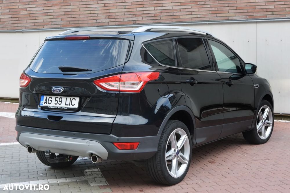 Ford Kuga 2.0 TDCi 4WD Powershift Titanium - 5