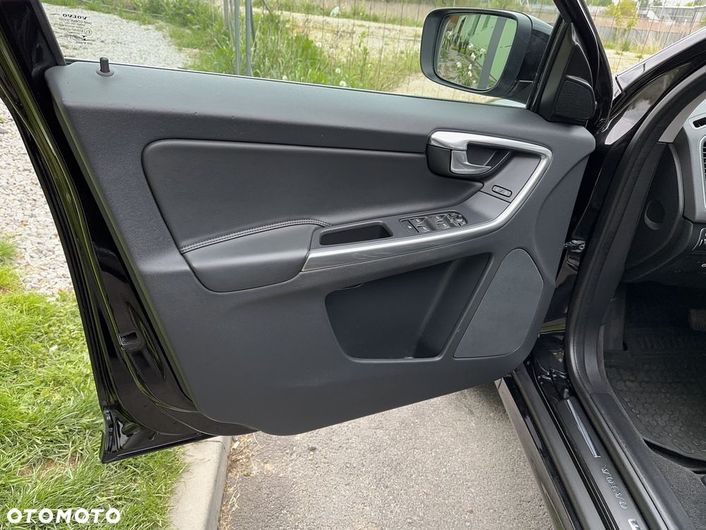 Volvo XC 60 D4 Drive-E Summum - 19