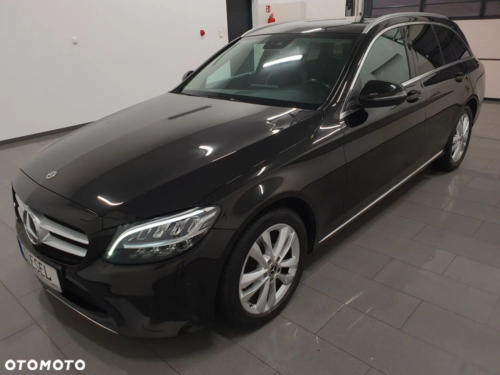 Mercedes-Benz Klasa C 220 d T 9G-TRONIC - 33