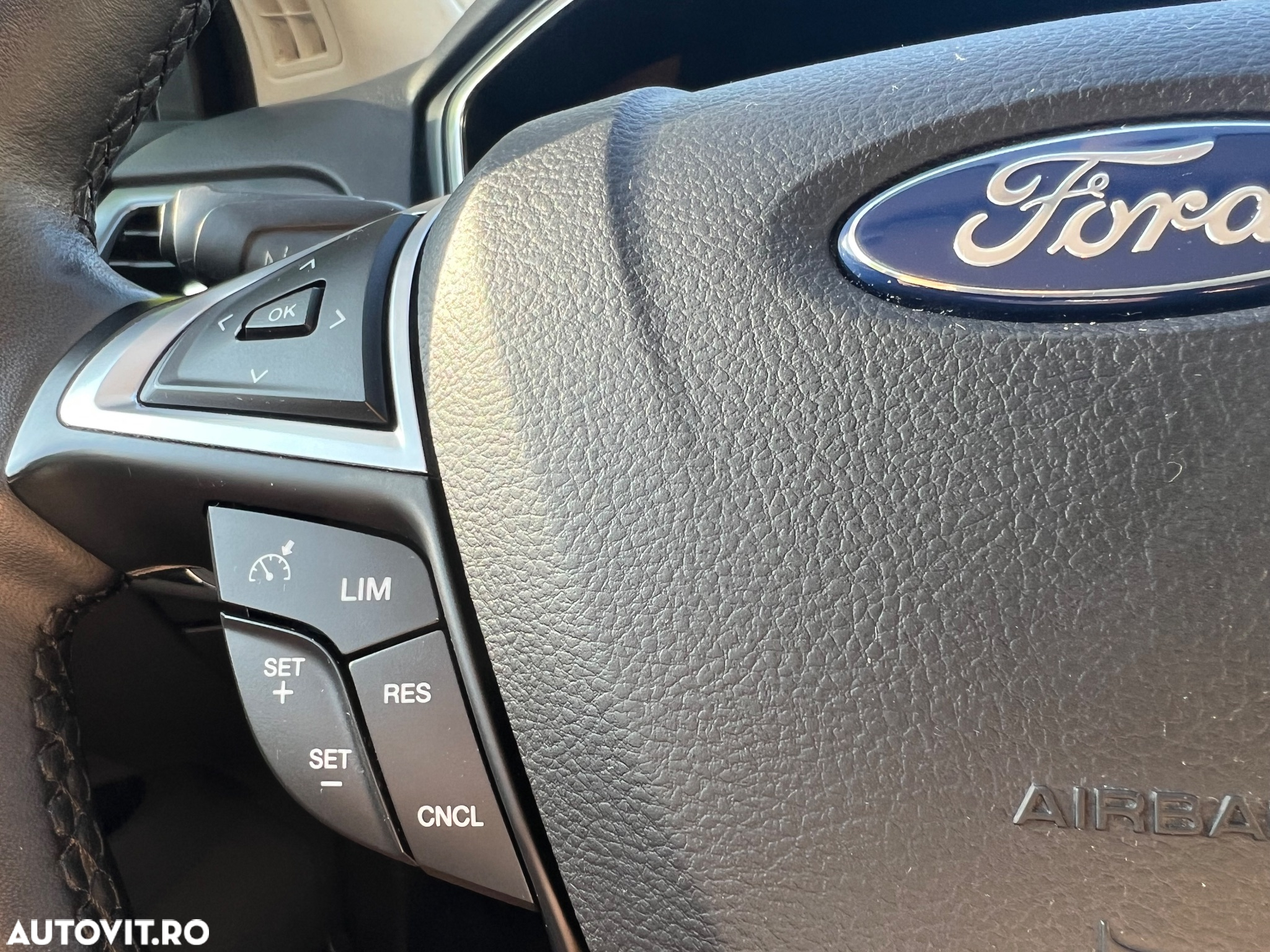 Ford Mondeo 2.0 TDCi Powershift ST Line High - 27