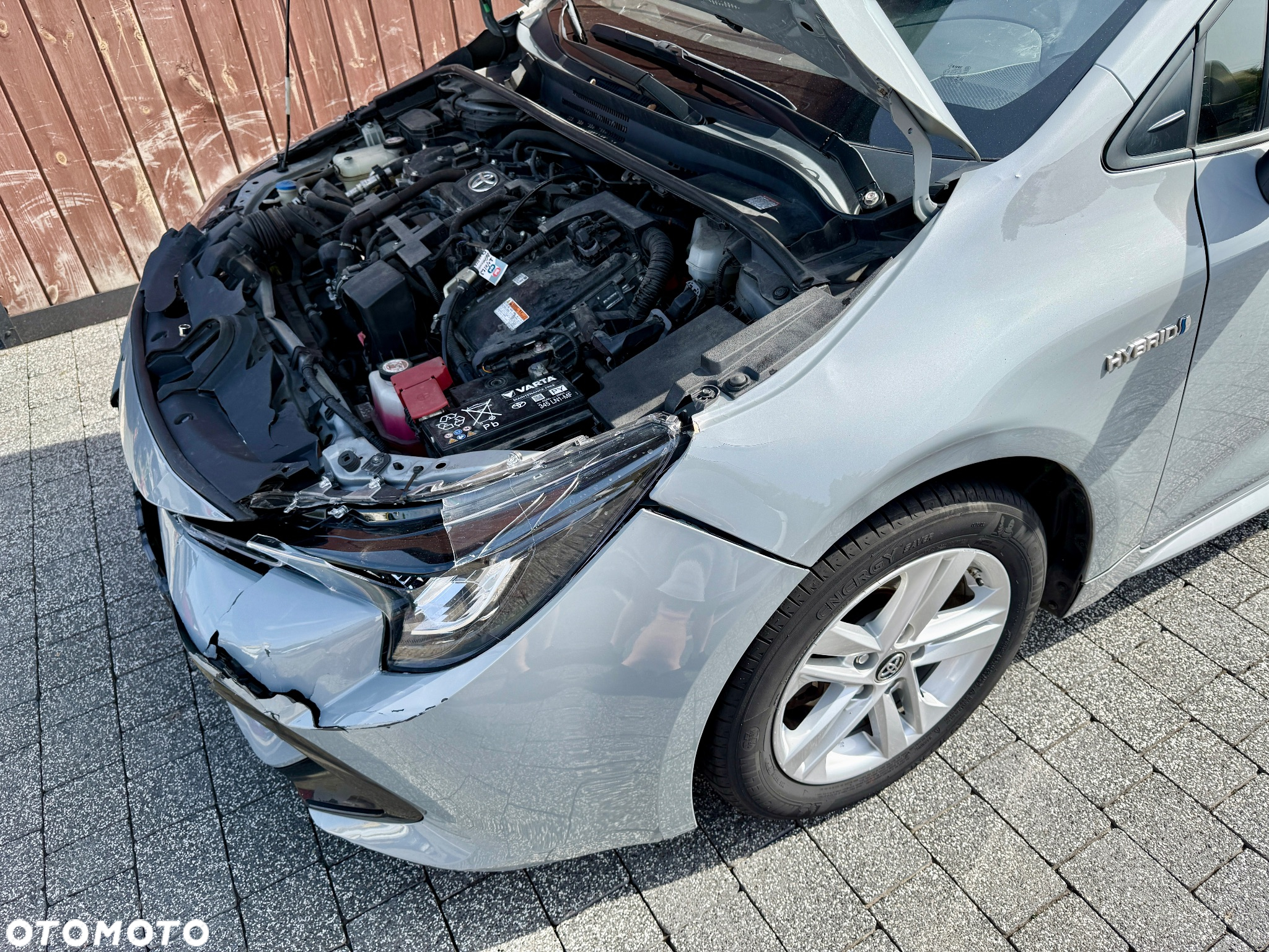 Toyota Corolla 1.8 Hybrid Comfort - 18