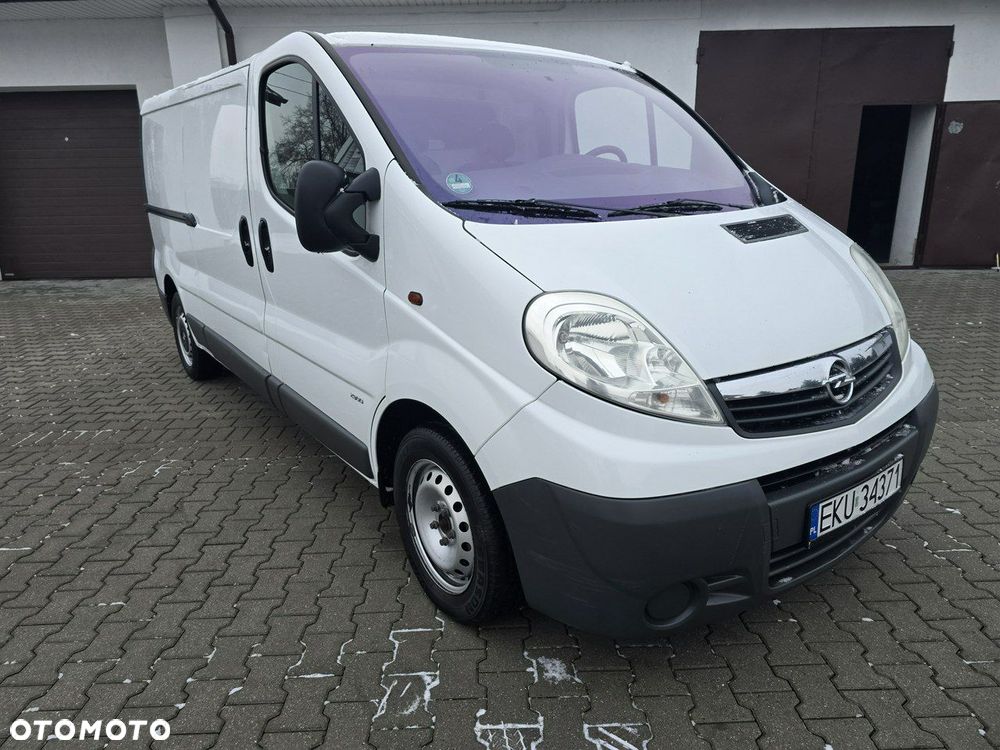 Renault Trafic - 1