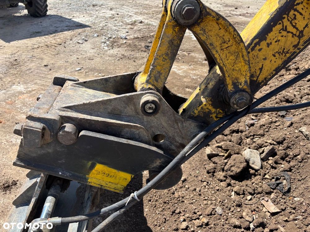 Komatsu Pc 35 Mr - 17