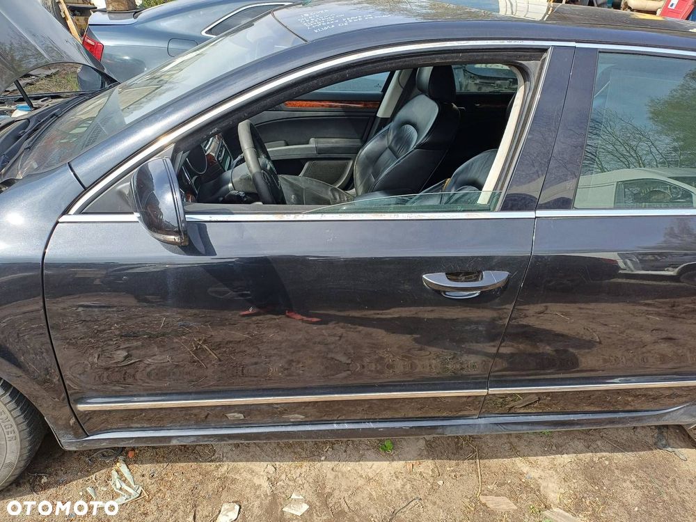 DRZWI KOMPLETNE LEWY PRZÓD SKODA SUPERB II LF9R - 1