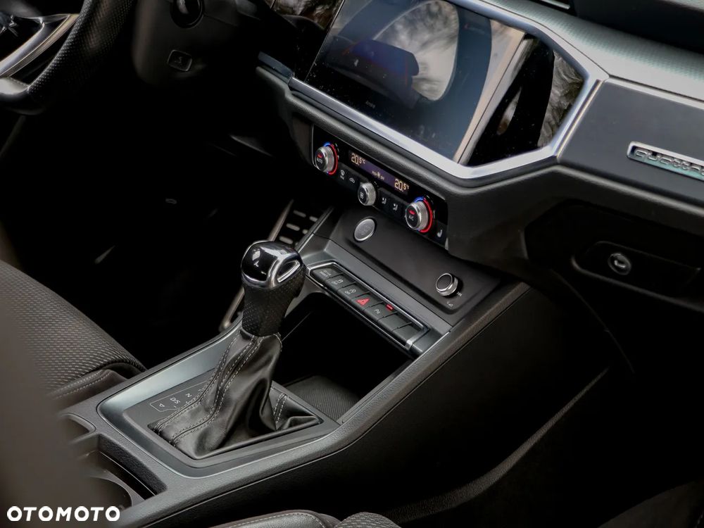 Audi Q3 40 TFSI Quattro S-Line S tronic - 17