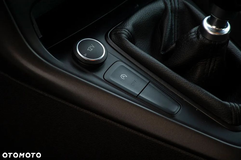 Ford Focus - 33