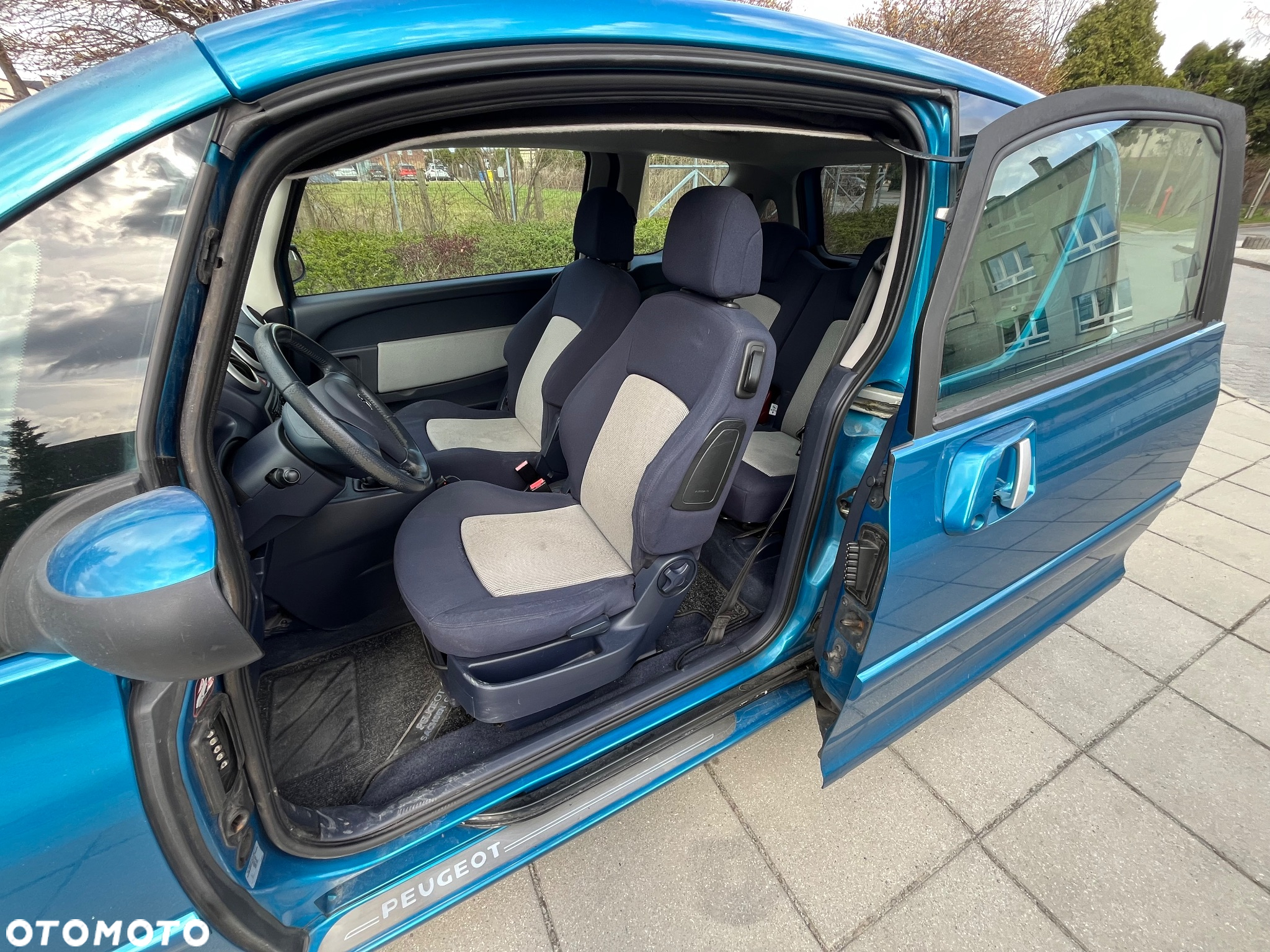 Peugeot 1007 1.4 Trendy - 5