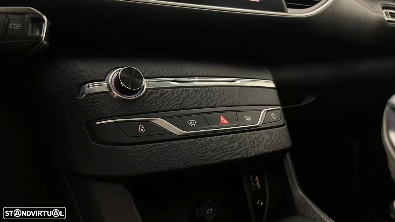 Peugeot 308 SW 1.6 BlueHDi GT Line - 23