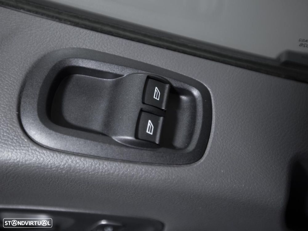 Ford Transit 350 L3H2 c/IVA - 12