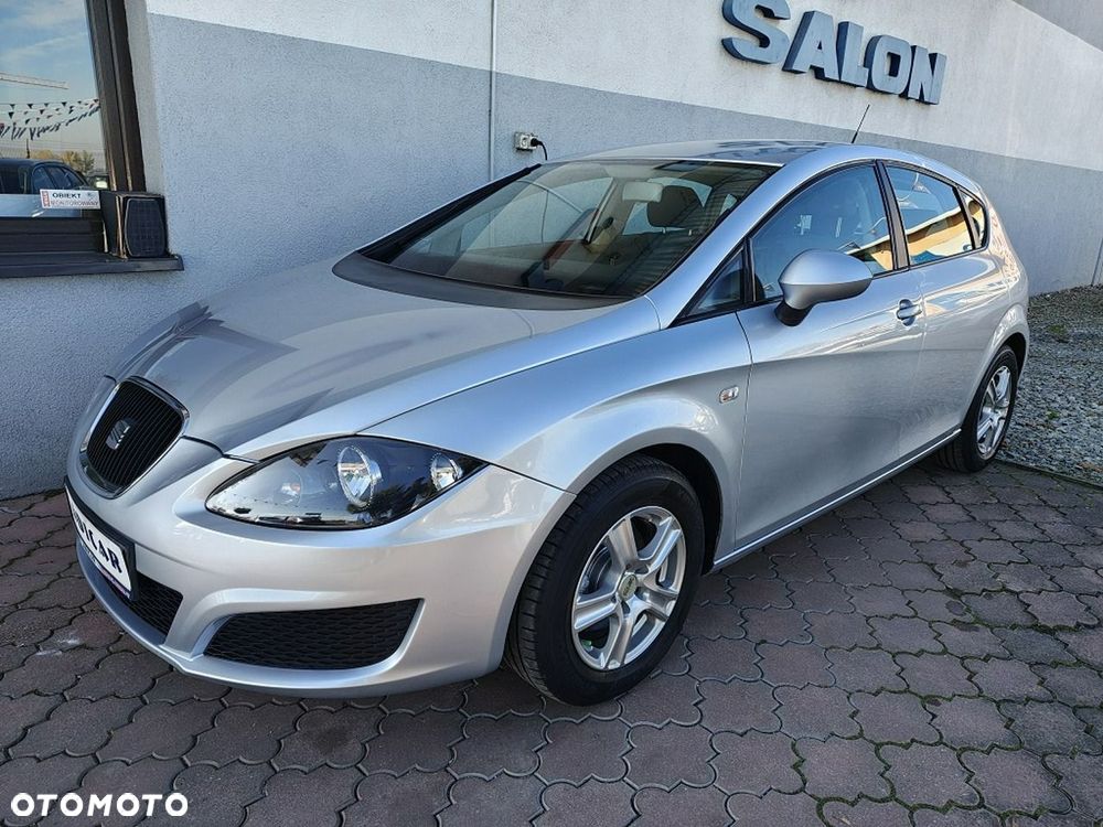 Seat Leon 2011 photo 2