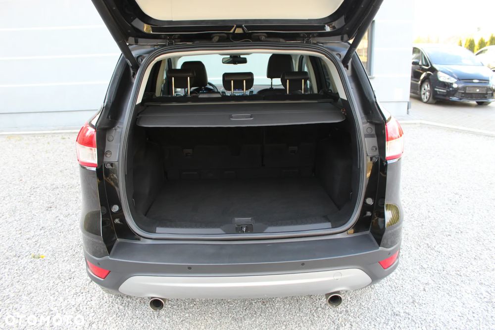 Ford Kuga 2.0 TDCi 2x4 Titanium - 20