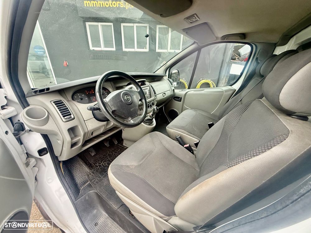 Opel Vivaro longa - 6