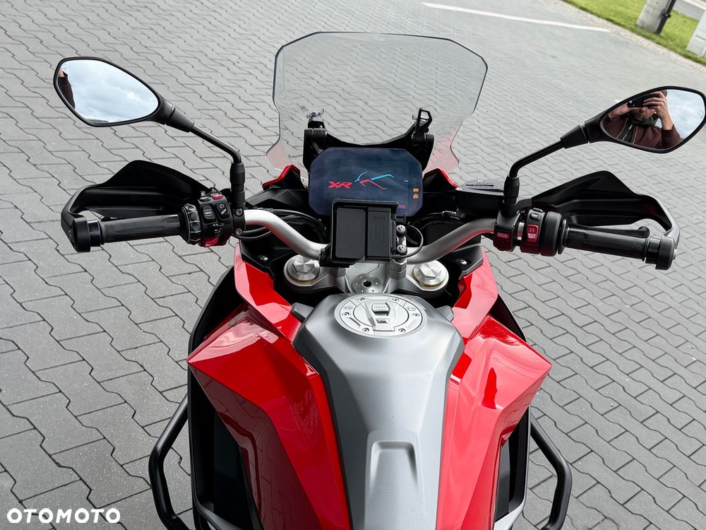 BMW XR - 22