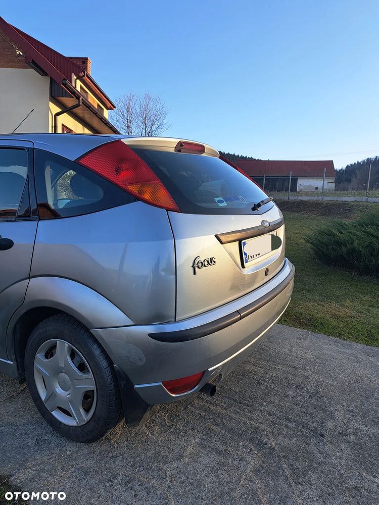 Ford Focus 1.4 Comfort - 6