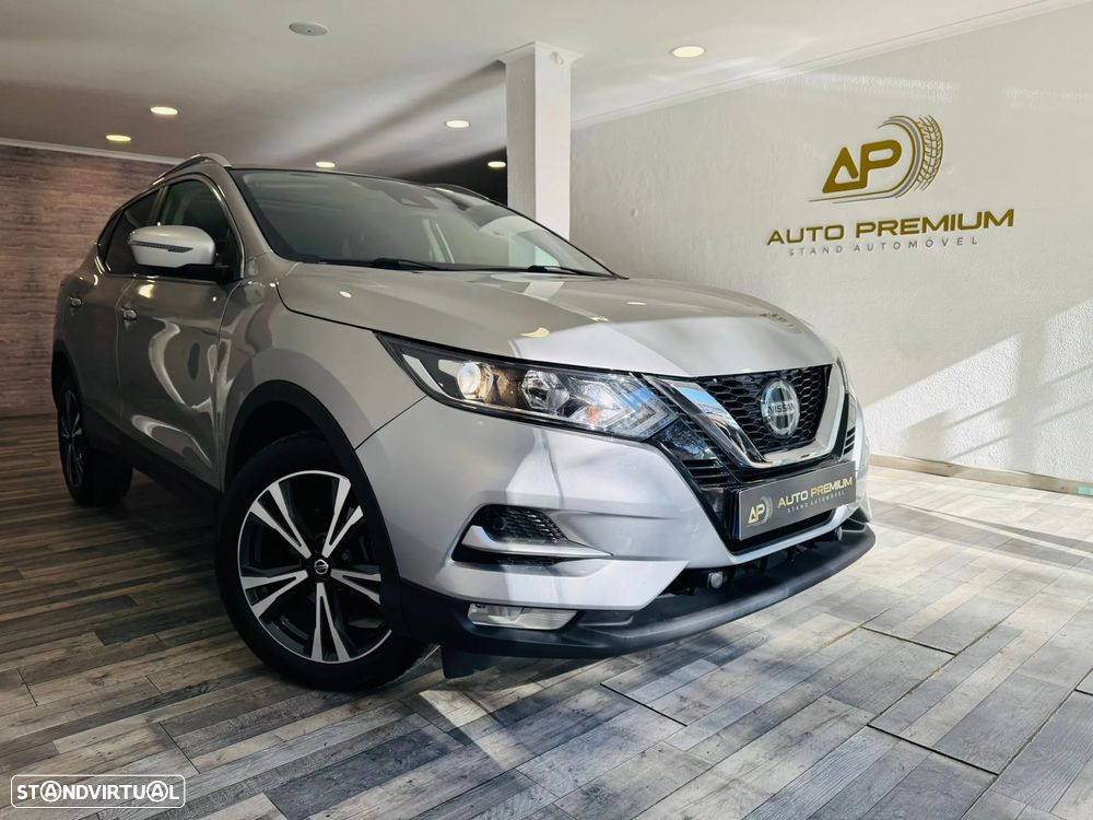 Nissan Qashqai 1.3 DIG-T N-Connecta LED+TT+SKY Xtronic - 1