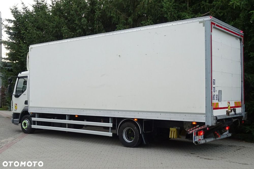 DAF LF 220 Euro 6 kontener 18p winda sprowadzony książka - 29
