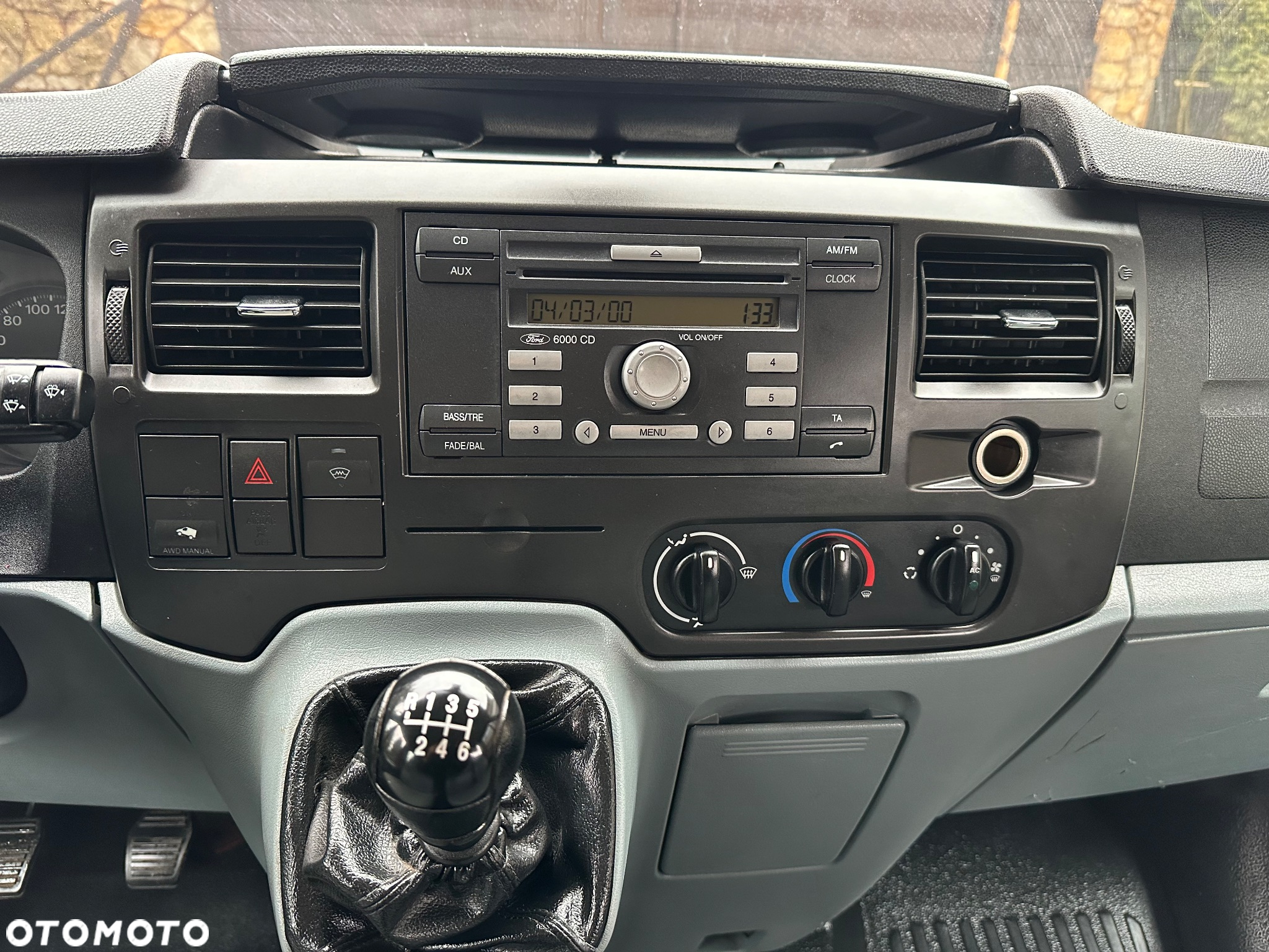 Ford Transit - 10