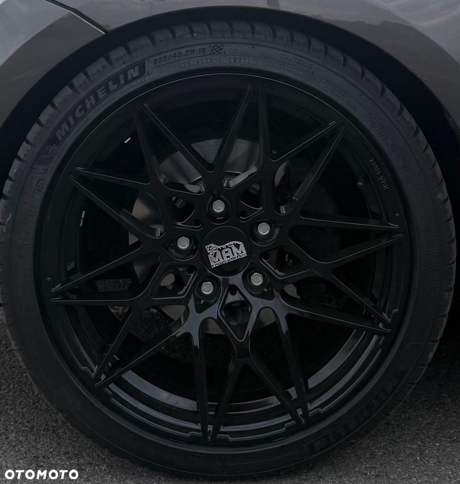 BMW Seria 1 - 13