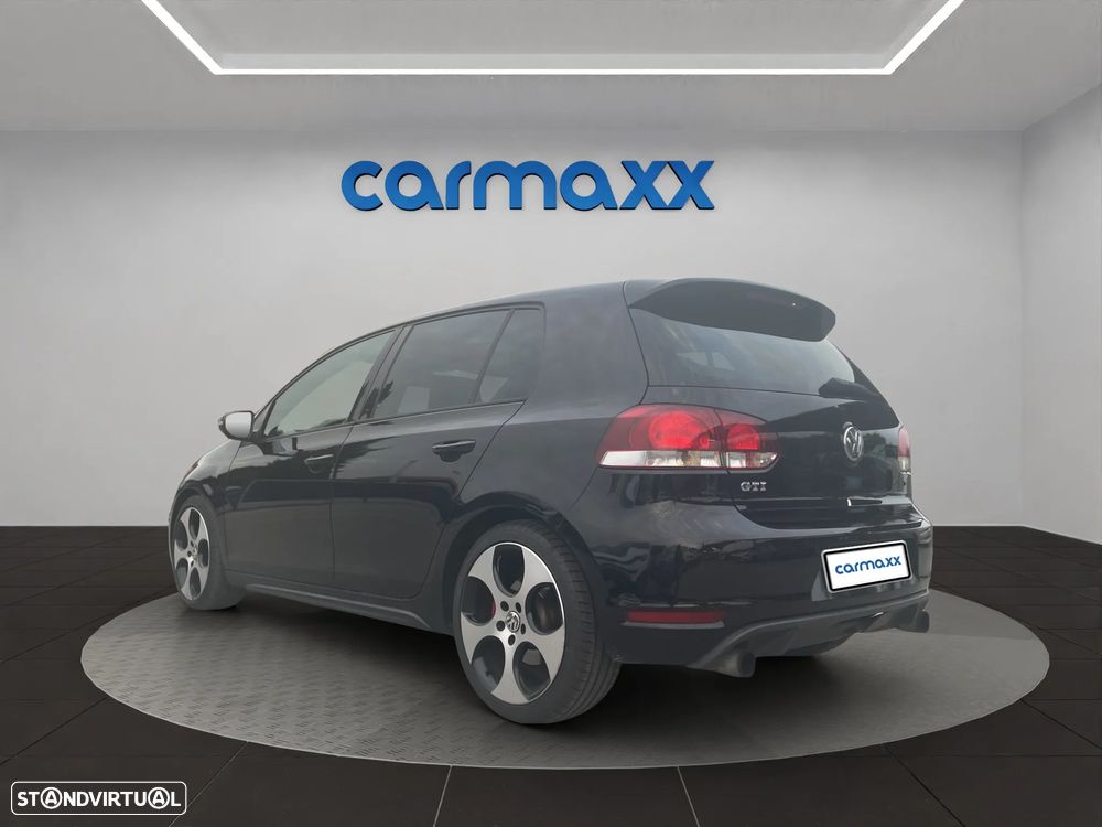 VW Golf 2.0 GTI - 4
