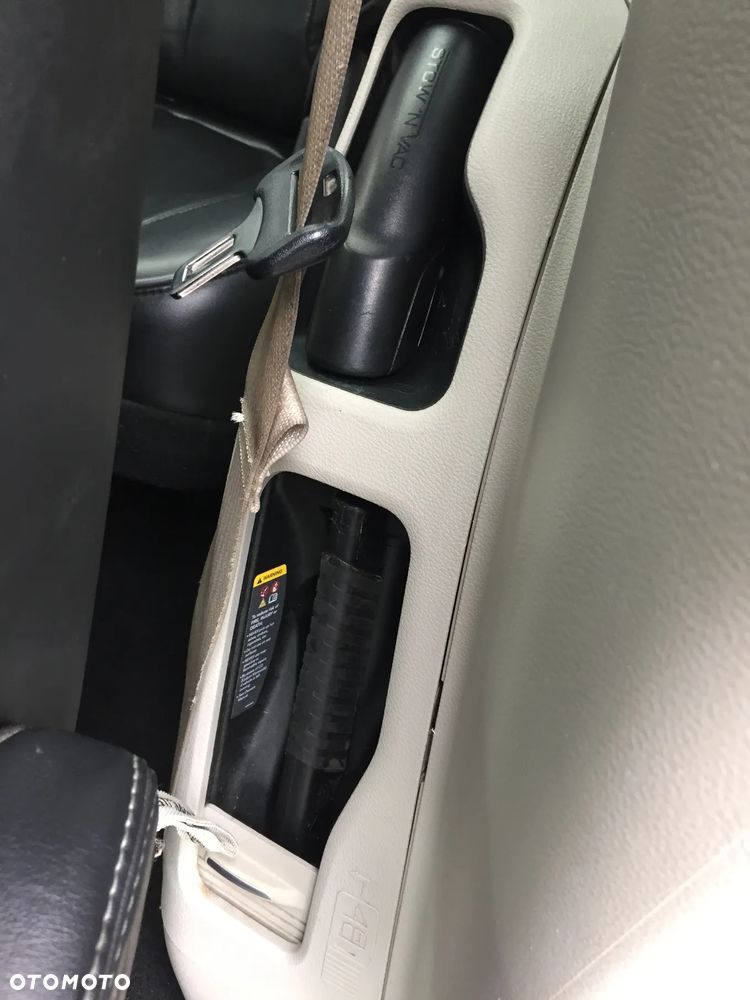 Chrysler Pacifica - 23