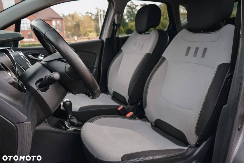 Renault Captur ENERGY TCe 120 EDC LIMITED - 19