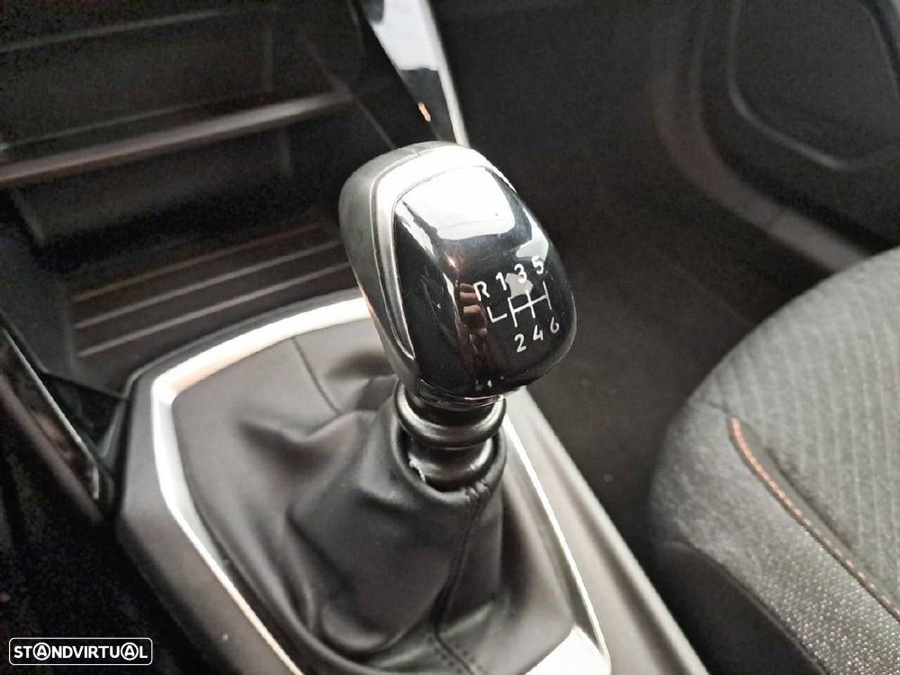 Peugeot 2008 1.2 PureTech Style - 21