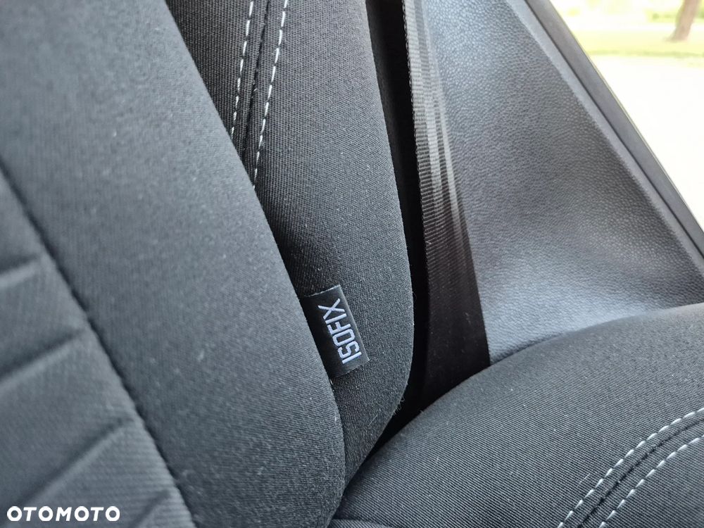 Ford Fiesta 1.0 EcoBoost STart-Stop Titanium - 27