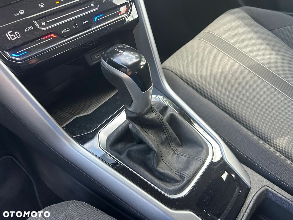 Volkswagen T-Roc 1.5 TSI Life DSG - 23