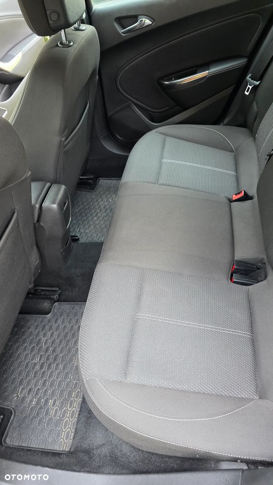 Opel Astra 1.6 Turbo Automatik Cosmo - 11